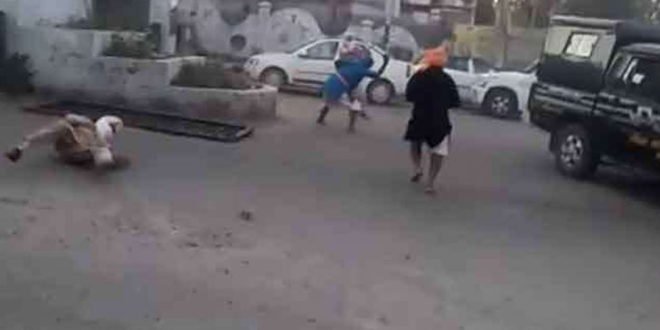 हमले-में-कटी-पुलिस-अफसर-की-कलाई-डॉक्टरों-ने-दोबारा-जोड़ी,-साढ़े-सात-घंटे-चली-सर्जरी;-कमांडो-ऑपरेशन-के-बाद-9-आरोपी-गिरफ्तार